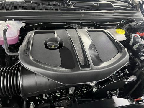 Used 2025 RAM 1500 Big Horn image 33