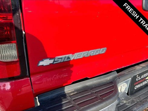 Used 2006 Chevrolet Silverado 2500 W/T w/ Skid Plate Package AWD/4WD image 23