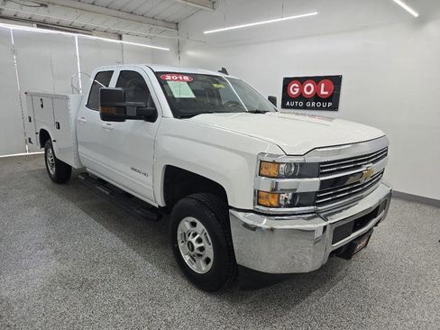 Used 2018 Chevrolet Silverado 2500 LT image 1