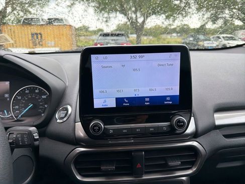 Used 2021 Ford EcoSport SE FWD image 12