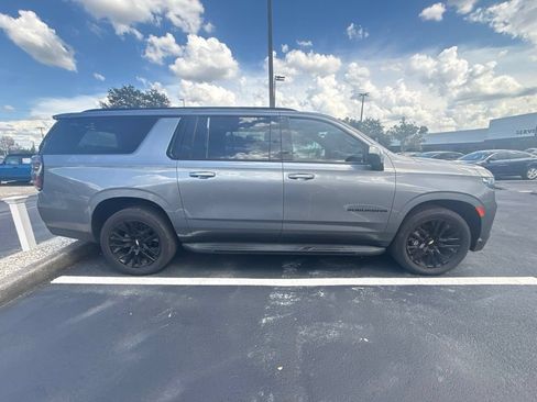 Used 2021 Chevrolet Suburban RST RWD image 8