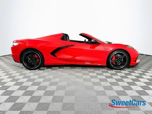 Used 2024 Chevrolet Corvette Stingray Preferred Conv w/ Z51 Performance Package RWD image 8