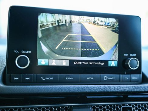 Used 2025 Honda Civic Sport image 6