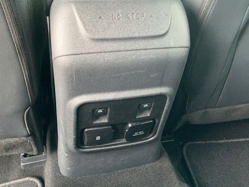 Used 2024 Ford Bronco Wildtrak AWD/4WD image 10