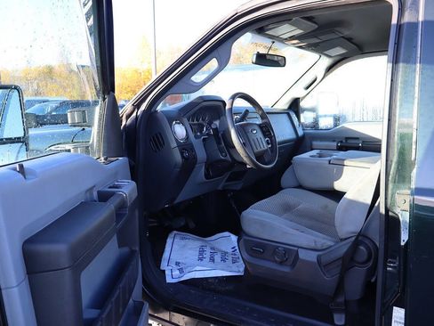 Used 2015 Ford F250 XLT w/ XLT Premium Package image 11