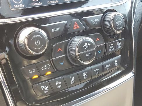 Used 2021 Jeep Grand Cherokee Limited w/ Quick Order Package 28K 80th AWD/4WD image 22