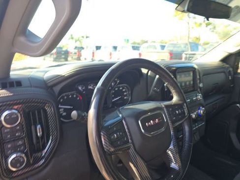 Used 2022 GMC Sierra 1500 Elevation image 10