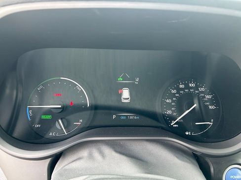 Used 2023 Toyota Sienna XSE w/ XSE Plus Package AWD/4WD image 16