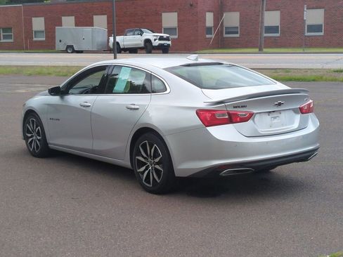 Used 2021 Chevrolet Malibu RS FWD image 6
