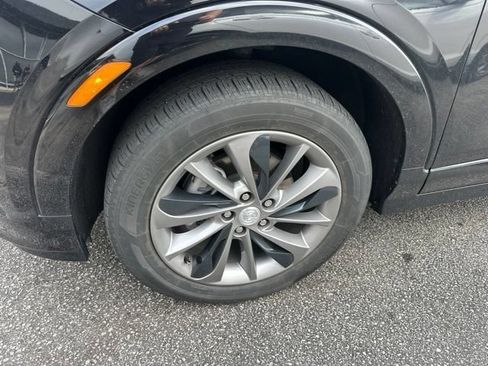 Used 2022 Buick Encore GX Select w/ Advanced Technology Package FWD image 6