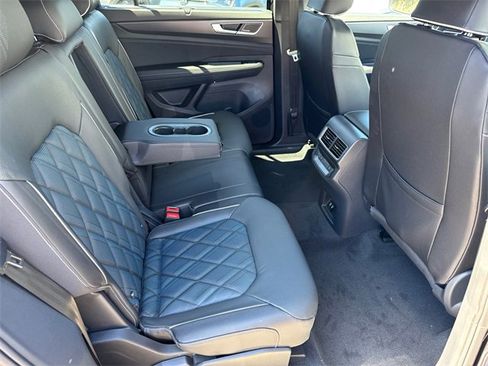 New 2026 Volkswagen Atlas Cross Sport SEL Premium R-Line image 24