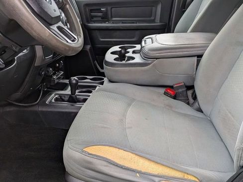 Used 2018 RAM 2500 Tradesman w/ Chrome Appearance Group AWD/4WD image 12