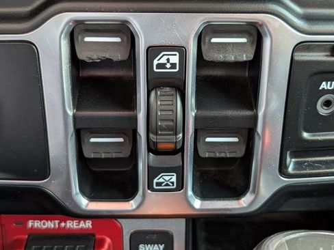 Used 2020 Jeep Wrangler Unlimited Rubicon AWD/4WD image 19