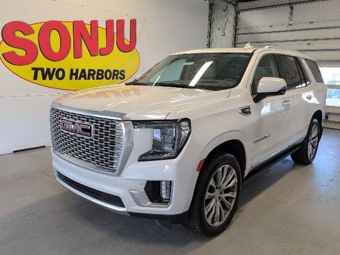 Used 2021 GMC Yukon Denali w/ Denali Premium Package image 1