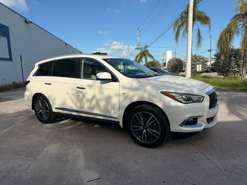 Used 2018 INFINITI QX60 FWD w/ Premium Plus Package image 9