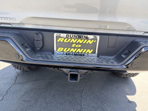 Used 2024 Chevrolet Colorado ZR2 w/ ZR2 Convenience Package III AWD/4WD image 15