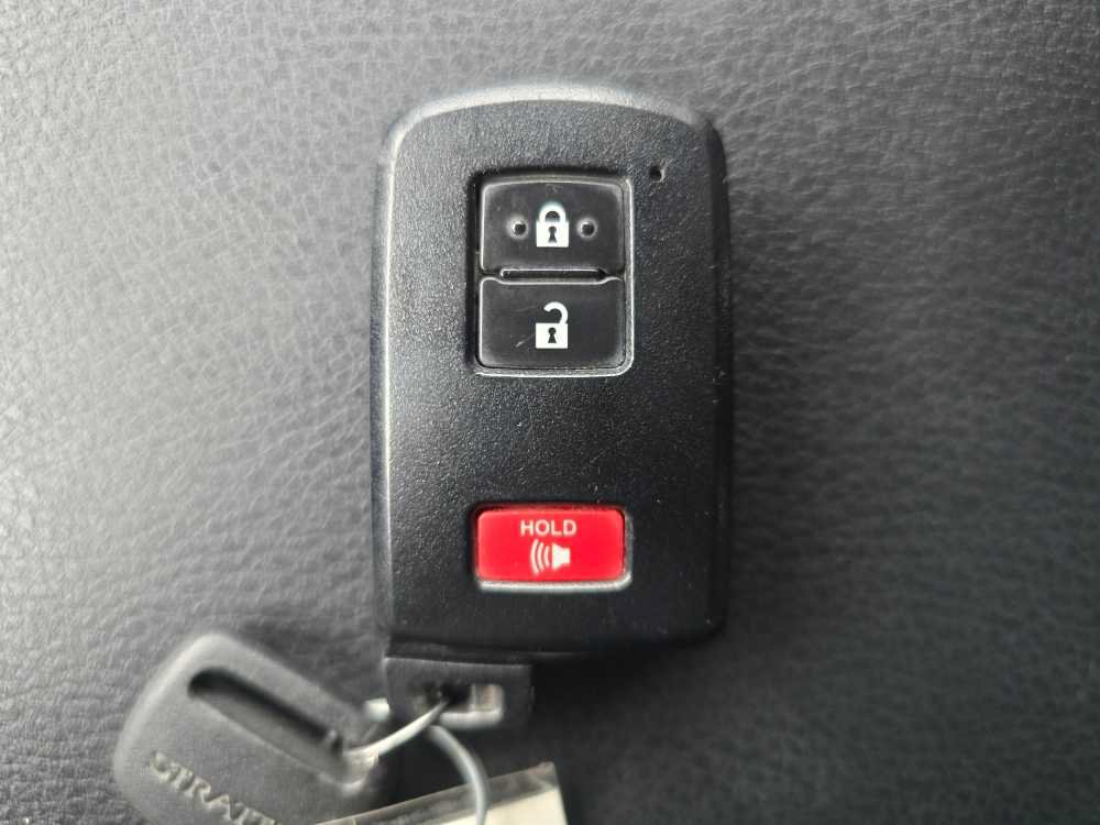 Used 2023 Toyota Tacoma TRD Pro AWD/4WD image 22