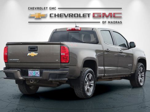 Used 2016 Chevrolet Colorado LT w/ LT Convenience Package image 3