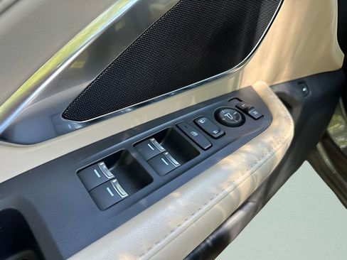 Used 2019 Acura RDX FWD image 12