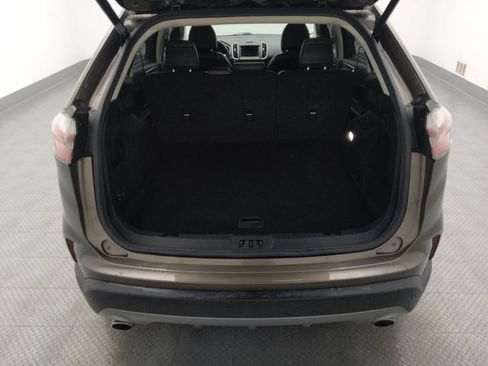 Used 2019 Ford Edge SEL w/ Equipment Group 201A FWD image 29