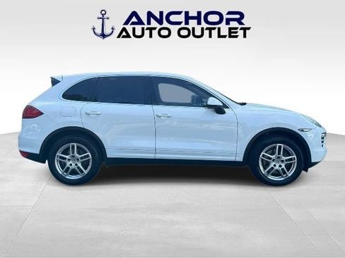 Used 2014 Porsche Cayenne AWD/4WD image 9