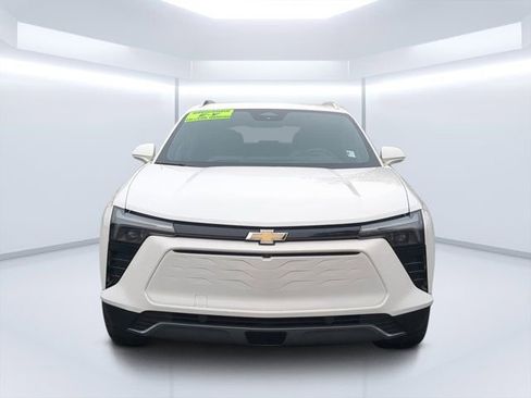 Used 2024 Chevrolet Blazer EV LT image 8