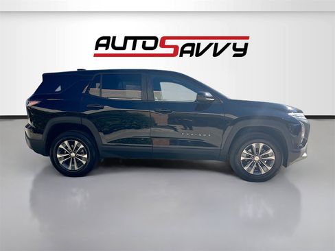 Used 2025 Chevrolet Equinox LT image 8