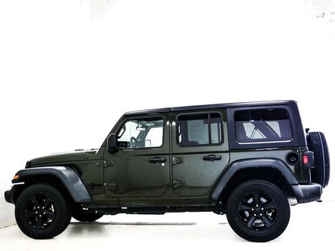 Used 2023 Jeep Wrangler Unlimited Sport AWD/4WD image 6