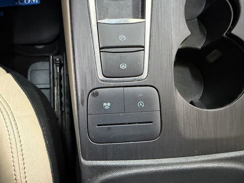 Used 2022 Ford Escape SEL FWD image 24