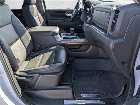 Used 2023 Chevrolet Silverado 1500 LT Trail Boss w/ Convenience Package II image 21