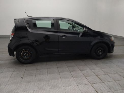 Used 2020 Chevrolet Sonic LT FWD image 10