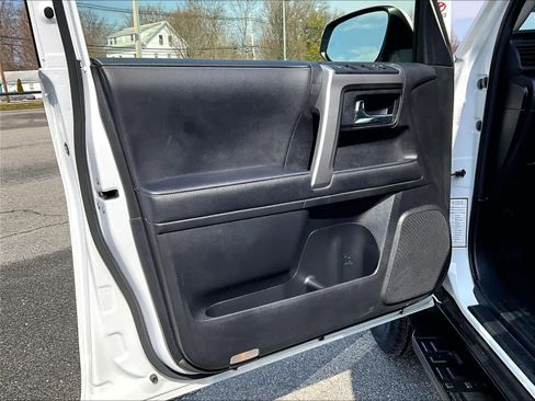 Used 2024 Toyota 4Runner SR5 Premium image 13