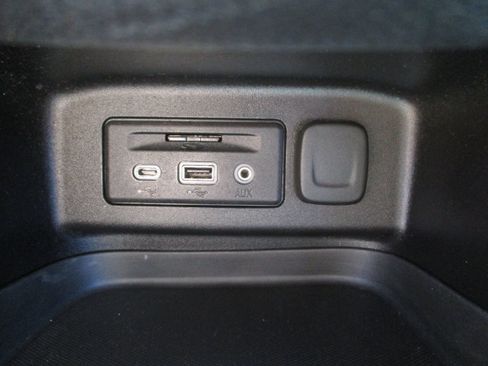 Used 2019 Chevrolet Equinox LT AWD/4WD image 26