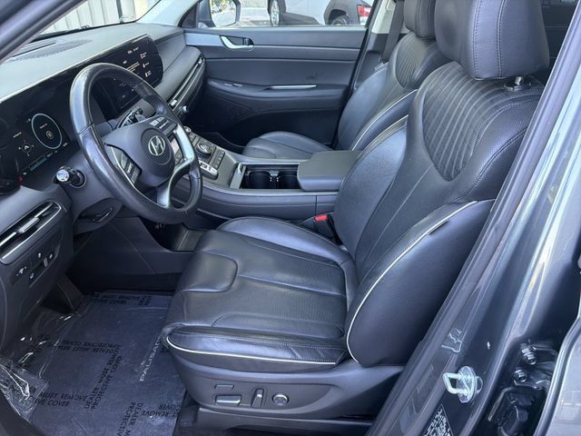 Used 2024 Hyundai Palisade Limited FWD image 11