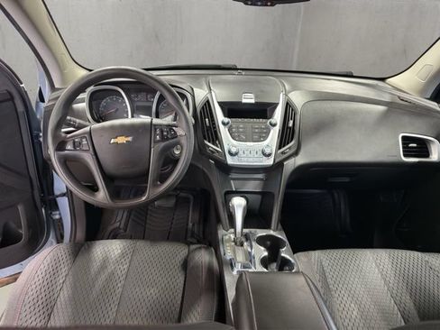 Used 2015 Chevrolet Equinox LS FWD image 2