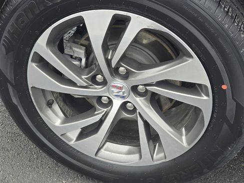 Used 2023 Buick Envision Essence image 10