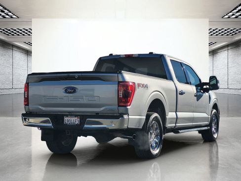 Used 2021 Ford F150 XLT image 6