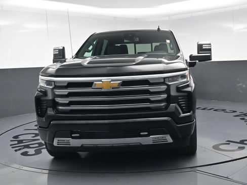 Certified 2024 Chevrolet Silverado 1500 High Country w/ High Country Premium Package image 5