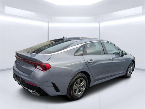 Used 2023 Kia K5 LXS image 3