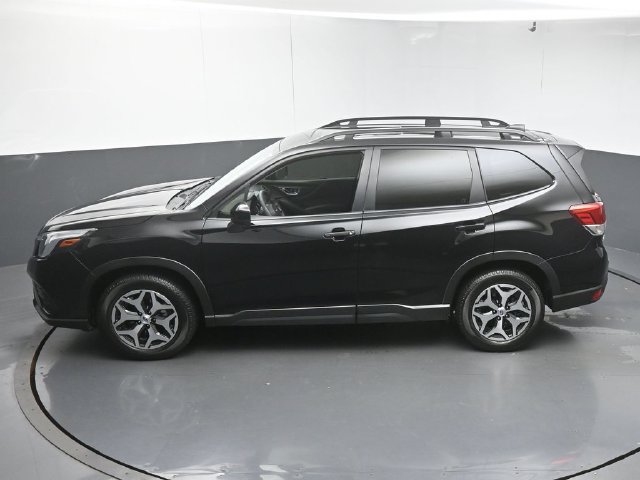 Used 2024 Subaru Forester Premium AWD/4WD image 44