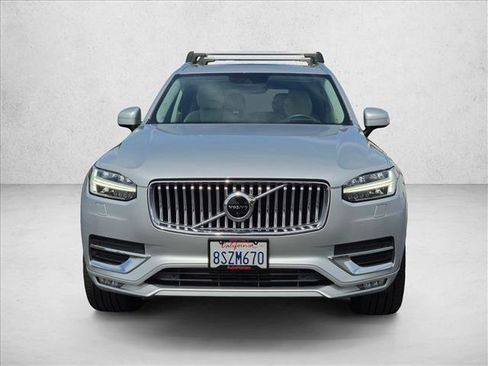 Used 2020 Volvo XC90 T6 Inscription w/ Protection Package Premier AWD/4WD image 2