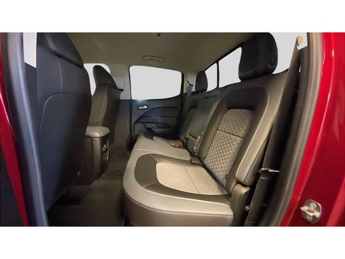Used 2021 Chevrolet Colorado Z71 AWD/4WD image 15