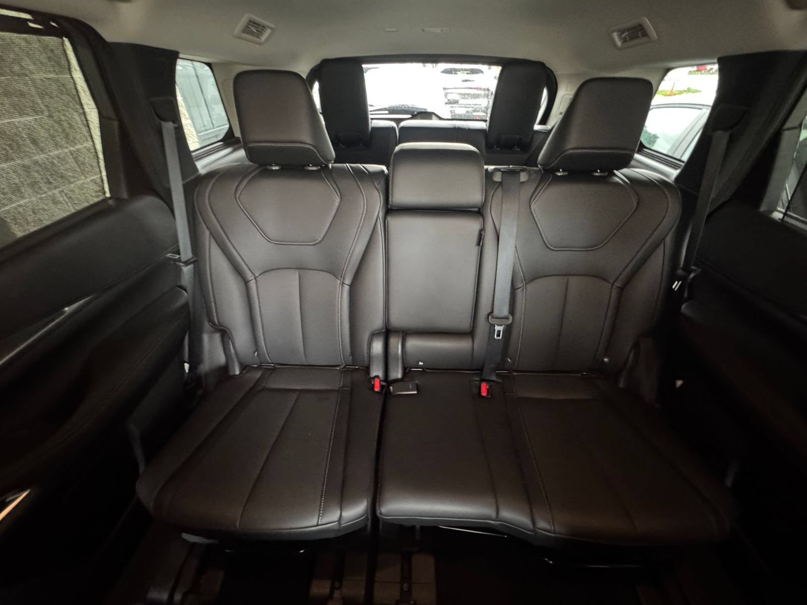 Used 2026 INFINITI QX60 Luxe FWD image 42