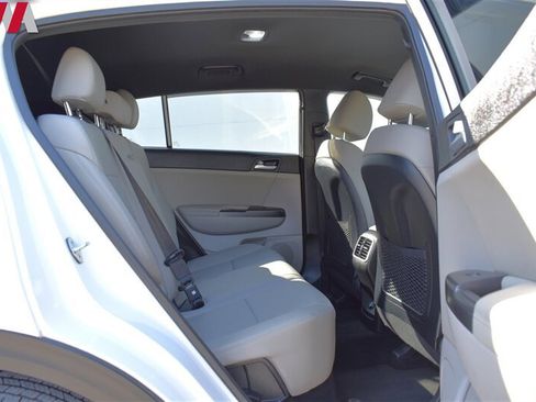 Used 2020 Kia Sportage S AWD/4WD image 25