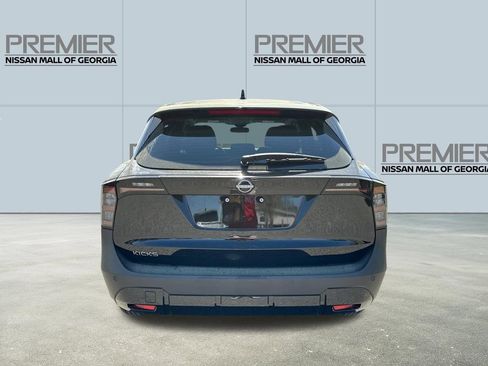 Used 2026 Nissan Kicks S FWD image 5