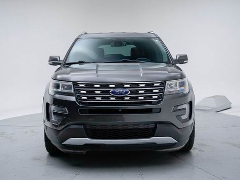 Used 2017 Ford Explorer Limited w/ Equipment Group 301A image 14