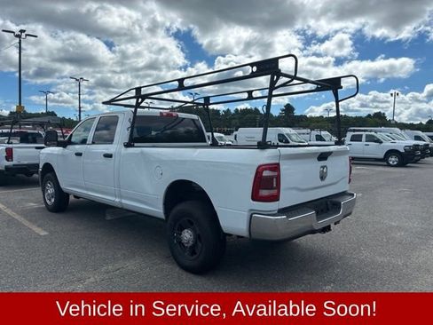 Used 2024 RAM 2500 Tradesman w/ Chrome Appearance Group AWD/4WD image 5