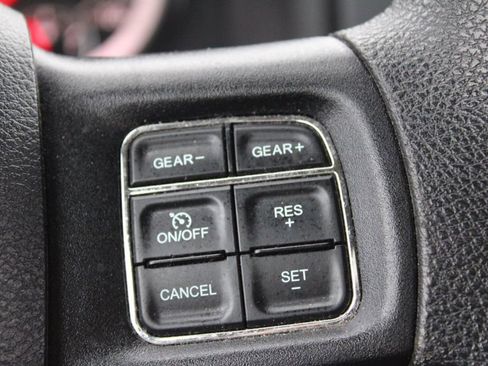 Used 2018 RAM 1500 Express w/ Express Value Package image 27