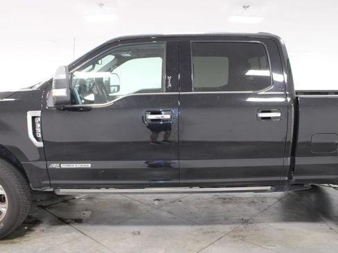 Used 2022 Ford F350 King Ranch w/ King Ranch Ultimate Package AWD/4WD image 6