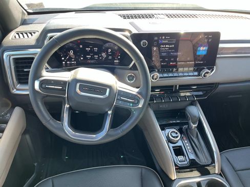 Used 2026 GMC Canyon Denali AWD/4WD image 13